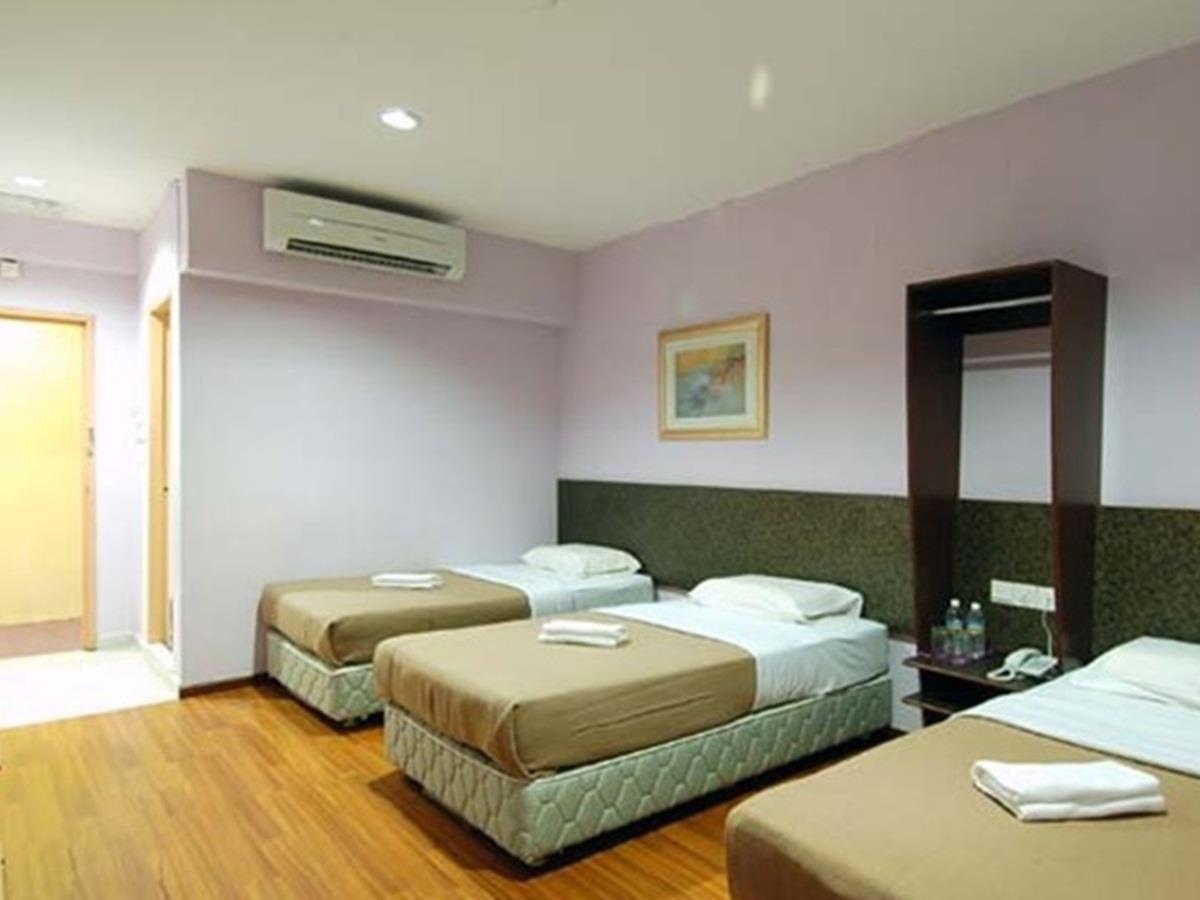 Aristo Hotel @ Putatan Kota Kinabalu Buitenkant foto